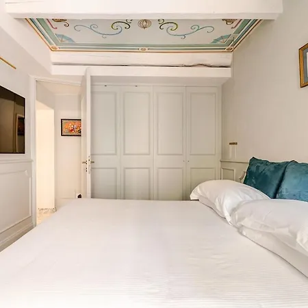 Apartamento Deluxe Fine Art Historic Centre *