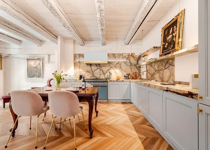 Deluxe Fine Art Historic Centre Bologna