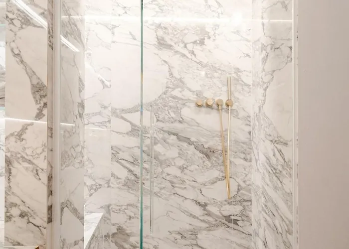 Apartment Deluxe Fine Art Historic Centre